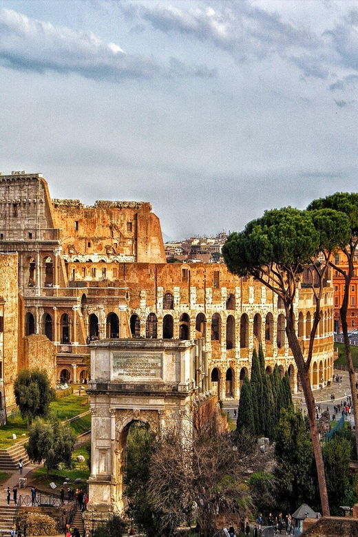 private-guided-tour-for-colosseum-forum-palatine-hill