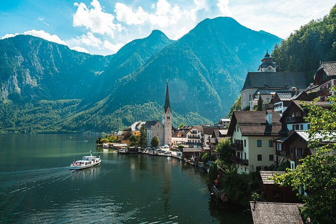 private-guided-tour-from-vienna-to-hallstatt-with-skywalk-salt-mine-experience