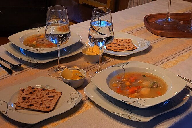 private-guided-tour-in-kujala-ranch-with-3-course-meal
