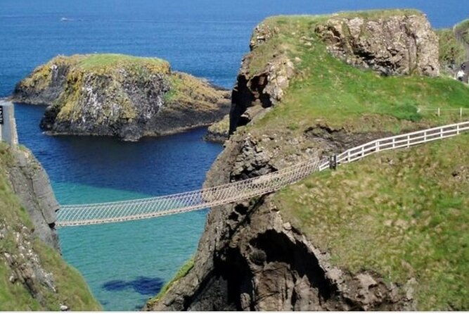 private-guided-tour-of-causeway-coastal-route