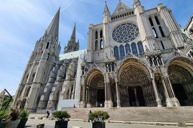 private-guided-tour-of-chartres-cathedral
