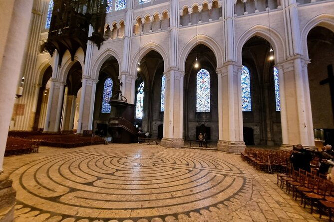 private-guided-tour-of-chartres-cathedral