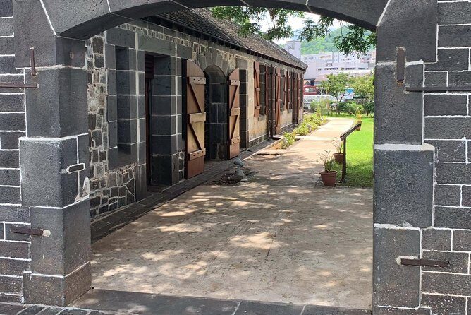 Private Guided Tour of Northern Mauritius with Shopping in Port Louis - FAQs