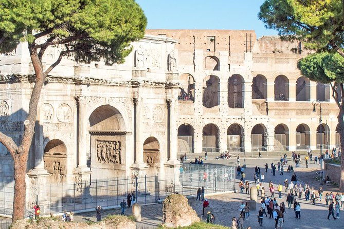 private-guided-tour-of-the-colosseum-forums-ancient-rome