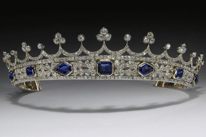 private-guided-tour-of-the-victoria-and-albert-museum-3-hour
