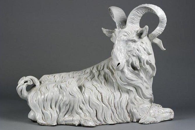 private-guided-tour-of-the-victoria-and-albert-museum-3-hour