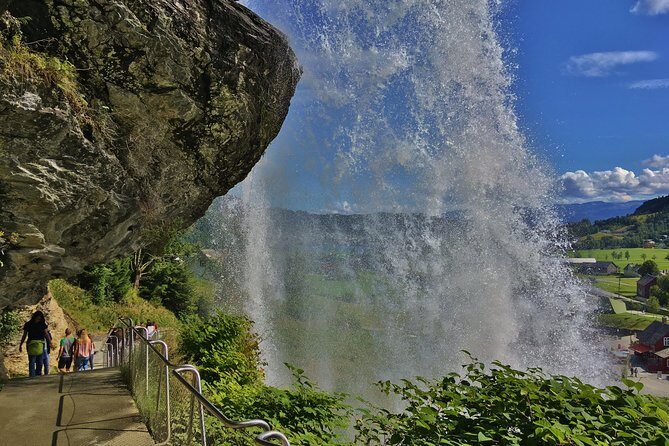 PRIVATE GUIDED TOUR: Queen of the Fjords - tour from Bergen, 6 hours - Exploring the Queen of the Fjords: A Comprehensive Review of the Bergen Private Guided Tour