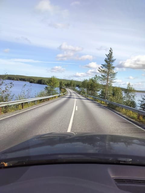 private-guided-tour-rovaniemi-to-kakslauttanen-saariselka