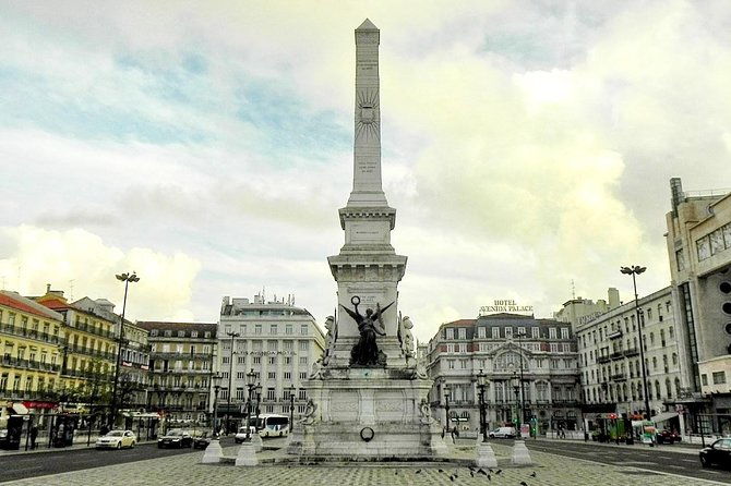 private-guided-tour-to-7-colinas-and-belem-in-an-electric-tuk-tuk-with-4-5-hours