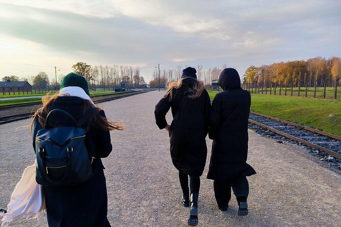private-guided-tour-to-auschwitz-birkenau-from-krakow