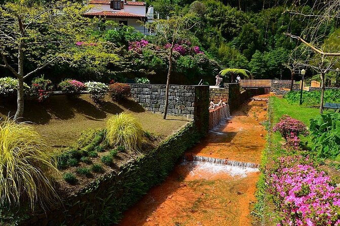 private-guided-tour-to-furnas-and-thermal-baths