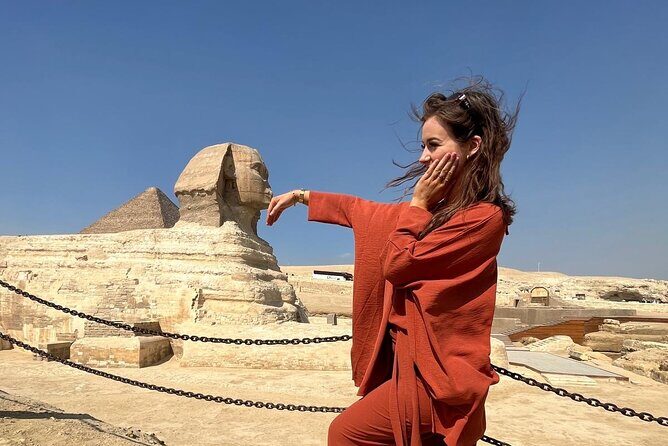 Private Guided tour to Giza Pyramids,Sphinx Camel Ride and Lunch - Key Points