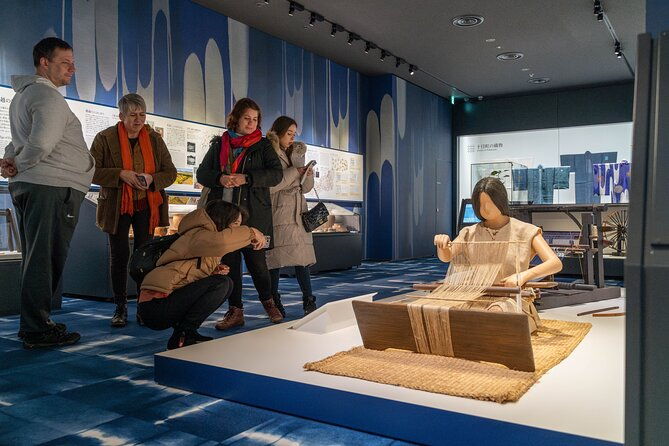 private-guided-tour-to-kimono-factory-in-tokamachi