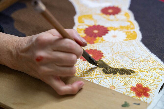 private-guided-tour-to-kimono-factory-in-tokamachi