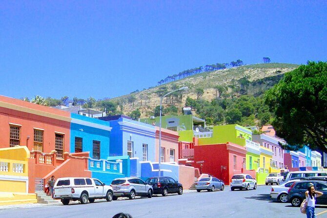 Private Guided Tour to Table Mountain and Cape Point with Penguin - Key Points