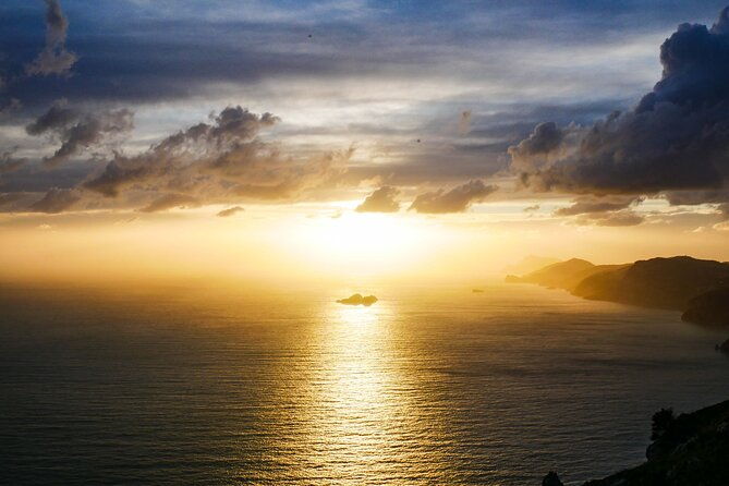 private-guided-tour-to-the-path-of-the-gods-half-day
