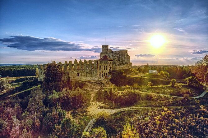 private-guided-tour-to-trail-of-the-eagles-nests-from-krakow