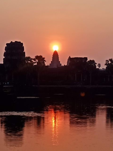 private-guided-tours-from-angkor-wat-sunrise-to-banteay-srei