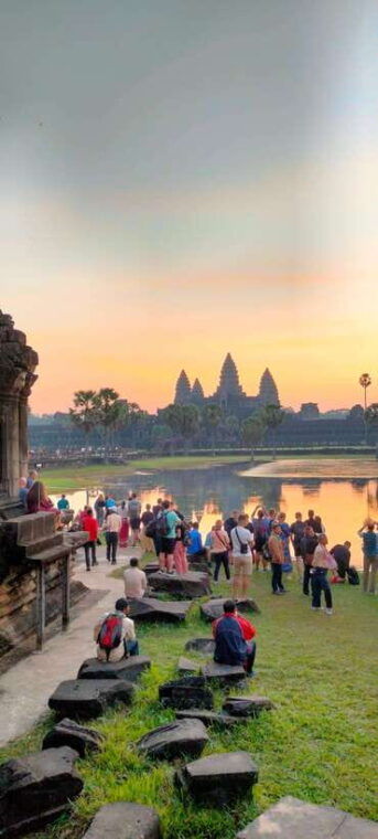 private-guided-tours-from-angkor-wat-sunrise-to-beng-mealea
