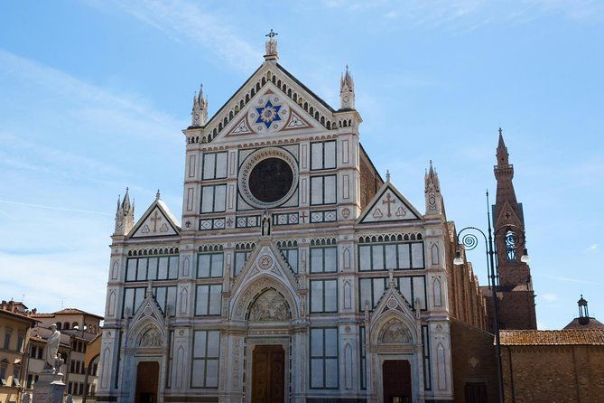 private-guided-visit-florences-santa-croce-basilica-and-ancient-leather-school