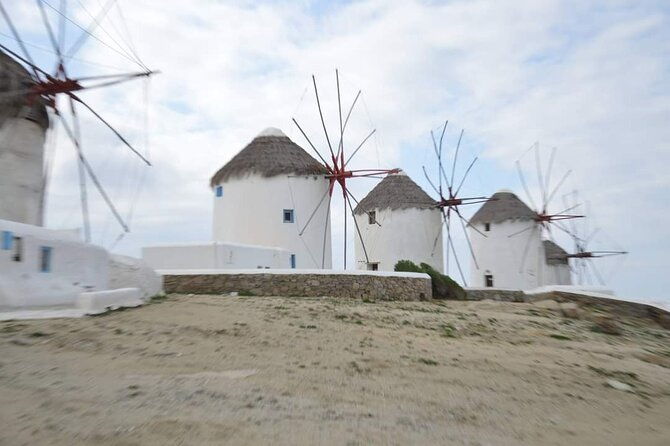 private-guided-walking-tour-in-mykonos-town