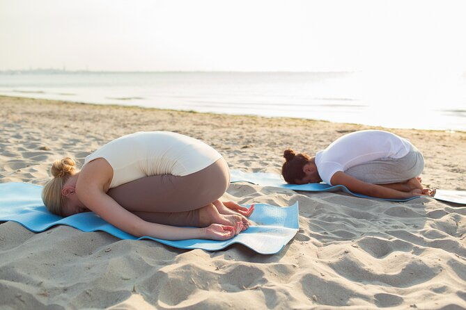 private-guided-yoga-on-the-beach-in-coronado-island