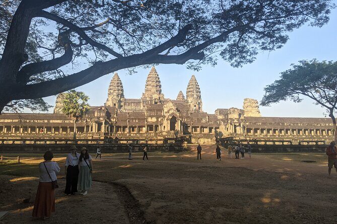 Private Haft Day Angkor Wat Temple Tour - Key Points