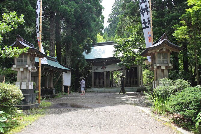 Private Half Day Akita Namahage Tour with Licensed Guide - Additional Costs and Practicalities