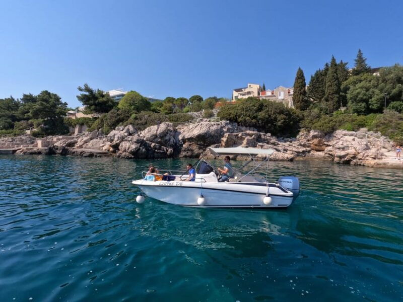 private-half-day-and-full-day-elaphiti-islands-tour