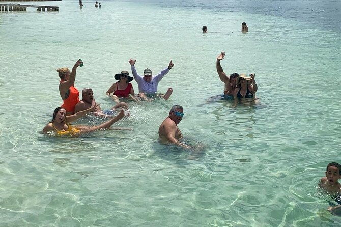 private-half-day-boat-tour-3-locations-of-your-choice
