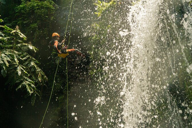 private-half-day-canyoning-tour-in-gordona