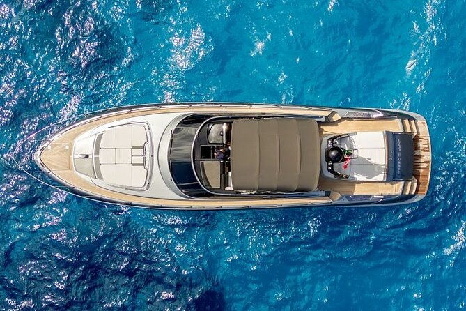 private-half-day-capri-tour-on-luxury-yacht