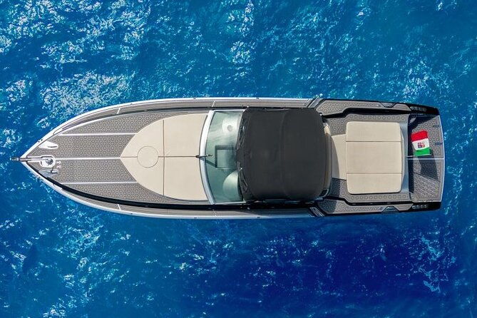 private-half-day-capri-tour-on-luxury-yacht