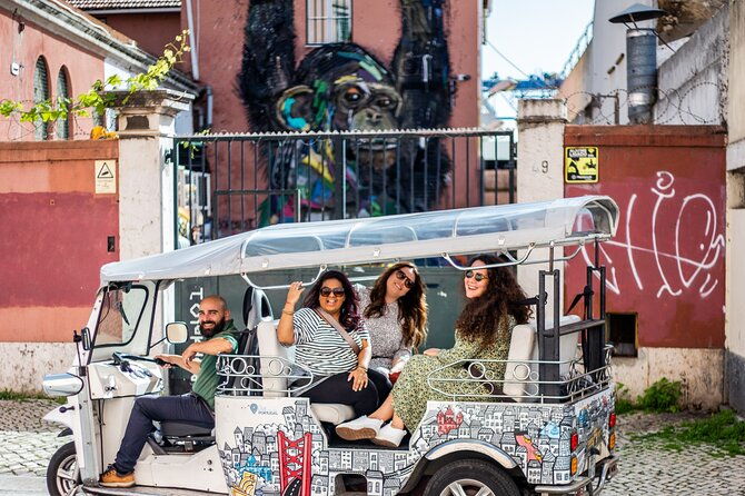 private-half-day-eco-tuk-tuk-tour-in-lisbon