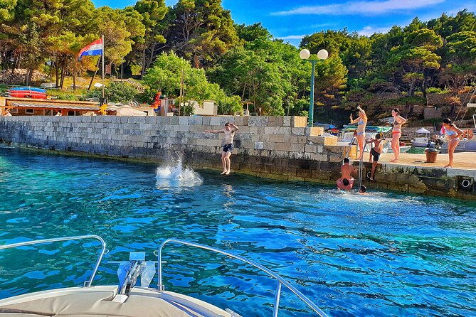 private-half-day-elafiti-islands-and-blue-cave-tour