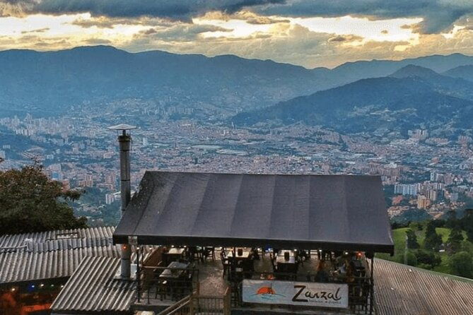 private-half-day-food-tour-visiting-best-viewpoints-in-medellin