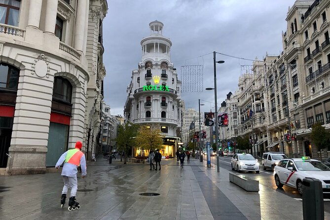 private-half-day-guided-tour-of-madrid-2h-by-private-vehicle-2h-walking