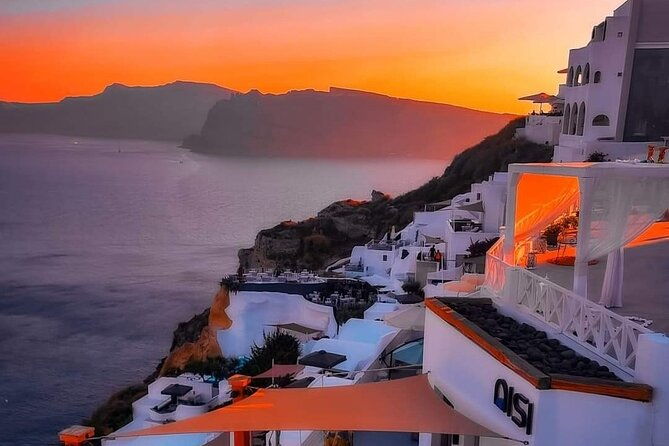 private-half-day-guided-tour-visit-to-santorini