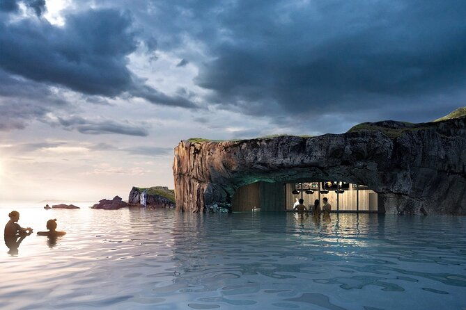 private-half-day-iceland-tour-with-guide-and-vehicle