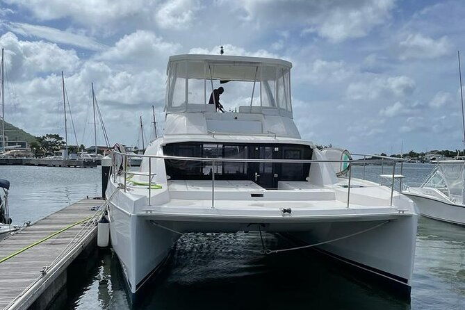 private-half-day-luxury-catamaran-experience