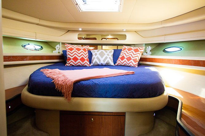 private-half-day-luxury-yacht-charter-in-turks-and-caicos