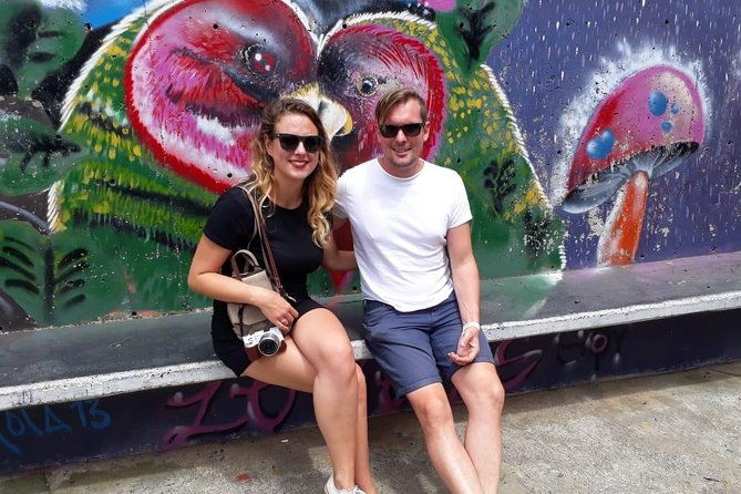 private-half-day-medellin-tour-meet-fernando-boteros-23-statues