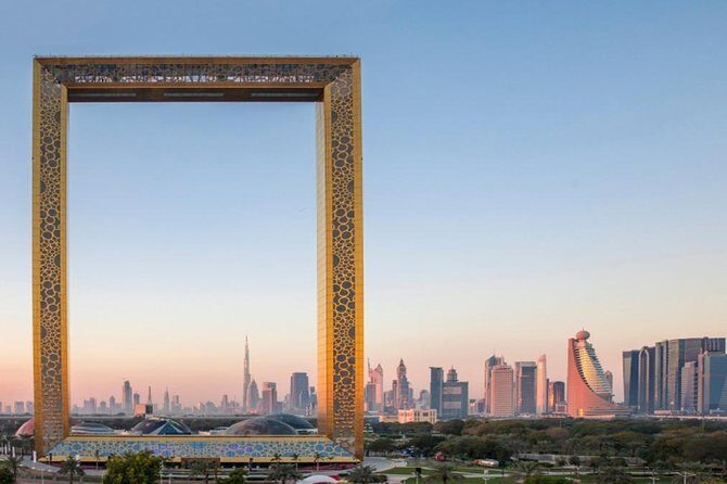 Private Half Day Modern Dubai City tour with Lunch - Key Points