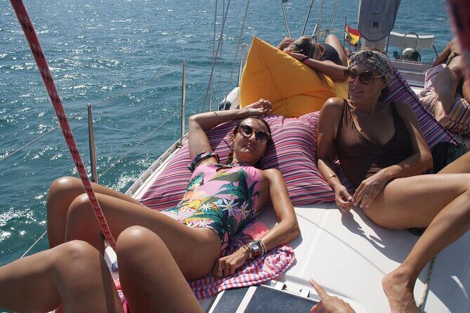 Private Half Day Sailing Tour from Sitges - FAQ