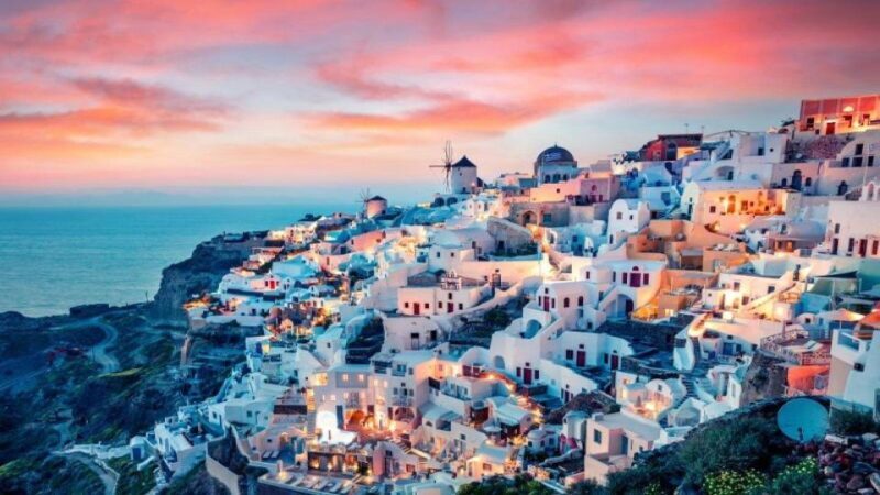 ~ Private half day Santorini road tour ~ - The Itinerary: A Well-Structured Balance of Highlights and Hidden Corners