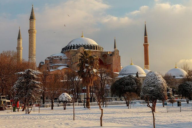 private-half-day-shore-excursion-hagia-sophia-hippodrome-blue-mosque-and-grand-bazaar-from-istanbul-3