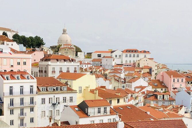 private-half-day-sightseeing-tour-in-lisbon-by-tuktuk