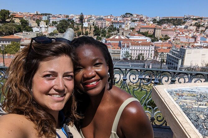 private-half-day-sightseeing-tour-in-lisbon-by-tuktuk