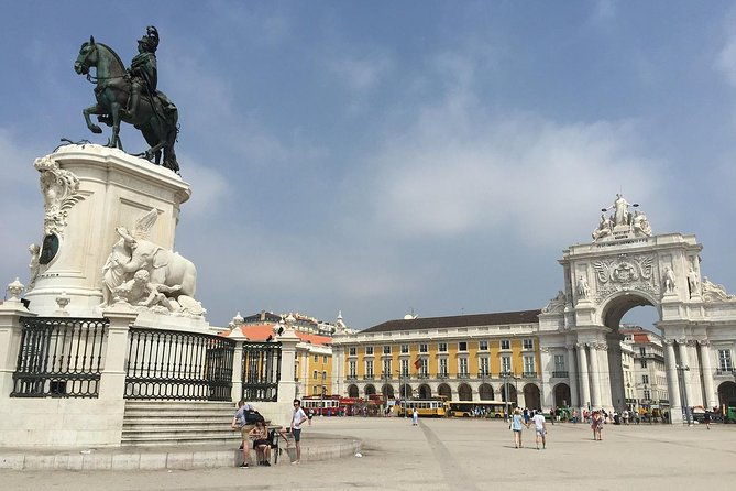private-half-day-sightseeing-tour-in-lisbon