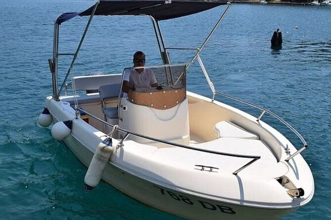 private-half-day-speedboat-tour